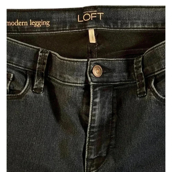 LOFT Mid-Rise Modern Legging Jeans Size 10 - Picture 2 of 7